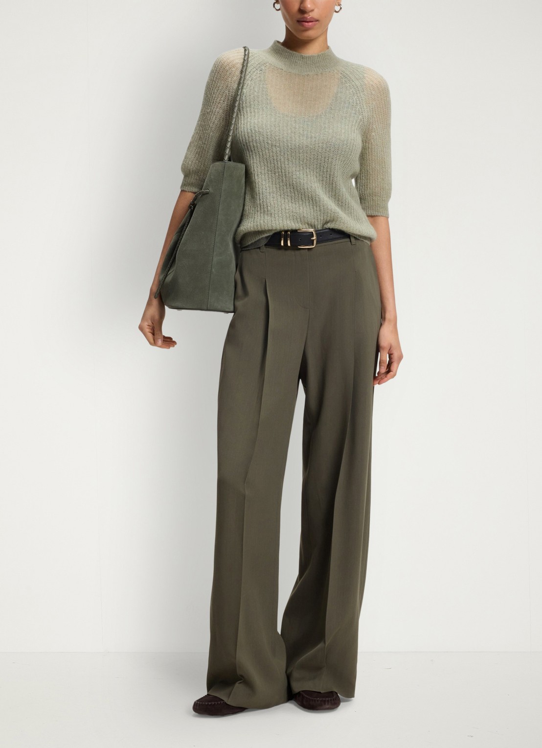 BOSS High waist wide fit pantalon met steekzakken - voorkant 2 groen