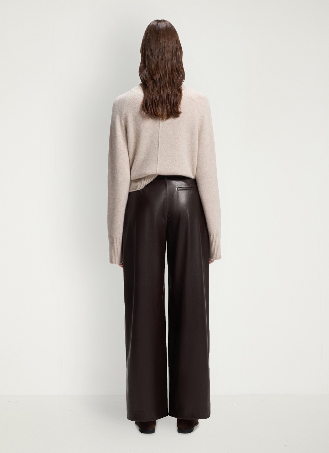 BOSS High waist wide fit pantalon van imitatieleer - achterkant 3 bruin