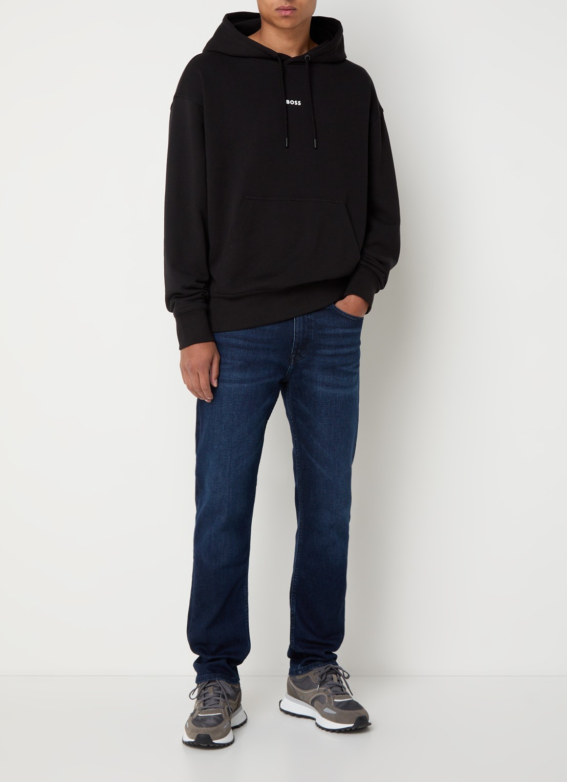 BOSS Hoodie met logo - voorkant 5 zwart