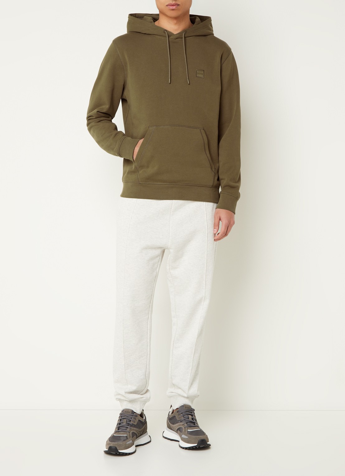 BOSS Hoodie van katoenen sweatstof met logopatch - voorkant 5 legergroen