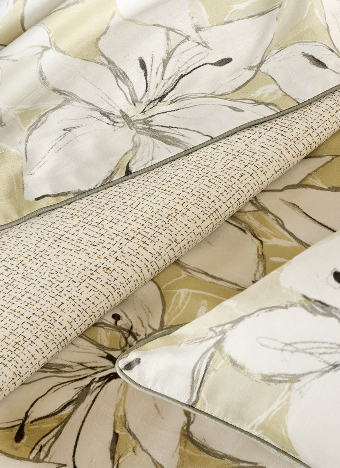 BOSS Jadeite kussensloop - detail 4 creme