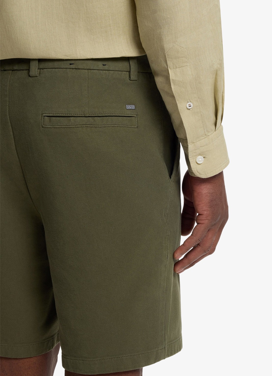 BOSS Korte chino in katoenblend - detail 5 groen