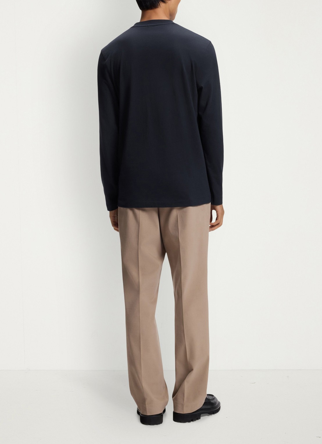 BOSS Longsleeve met logoborduring - achterkant donkerblauw