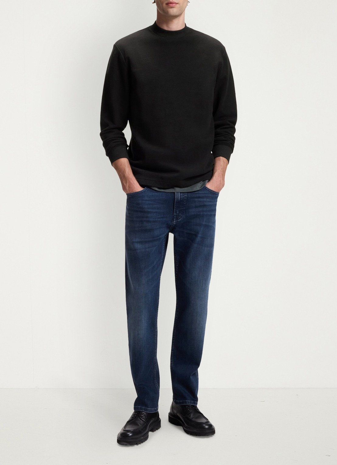 BOSS Longsleeve met stretch - voorkant 2 zwart