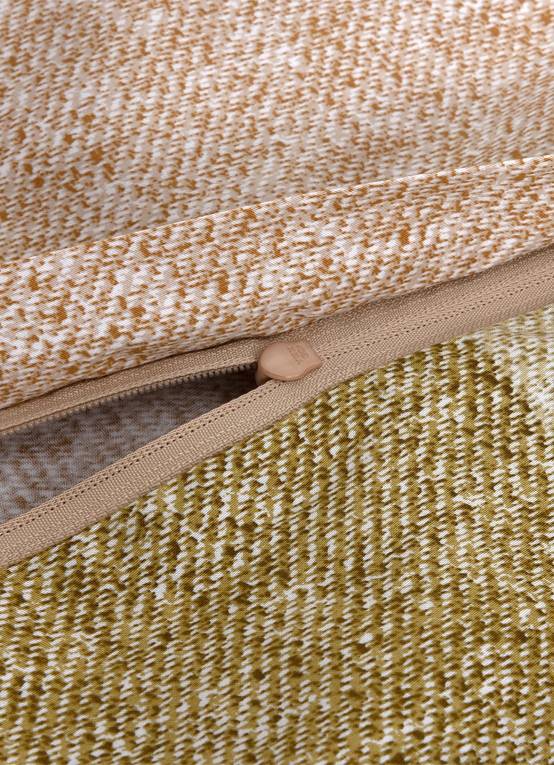 BOSS Loomis dekbedovertrek van katoensatijn 120TC - exclusief kussenslopen - detail beige