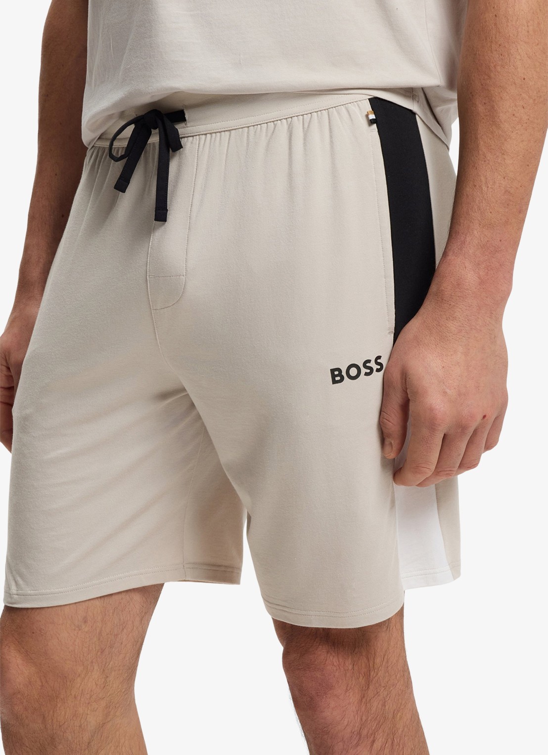 BOSS Loose fit korte joggingsbroek met logo en trekkoord - detail 2 beige