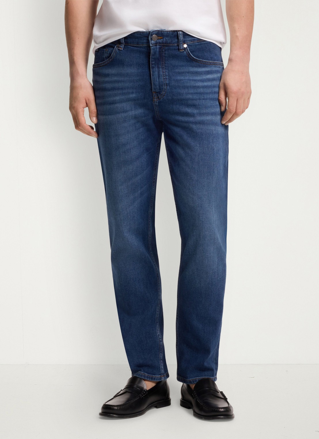 BOSS Maine regular fit jeans met donkere wassing - detail 2 indigo