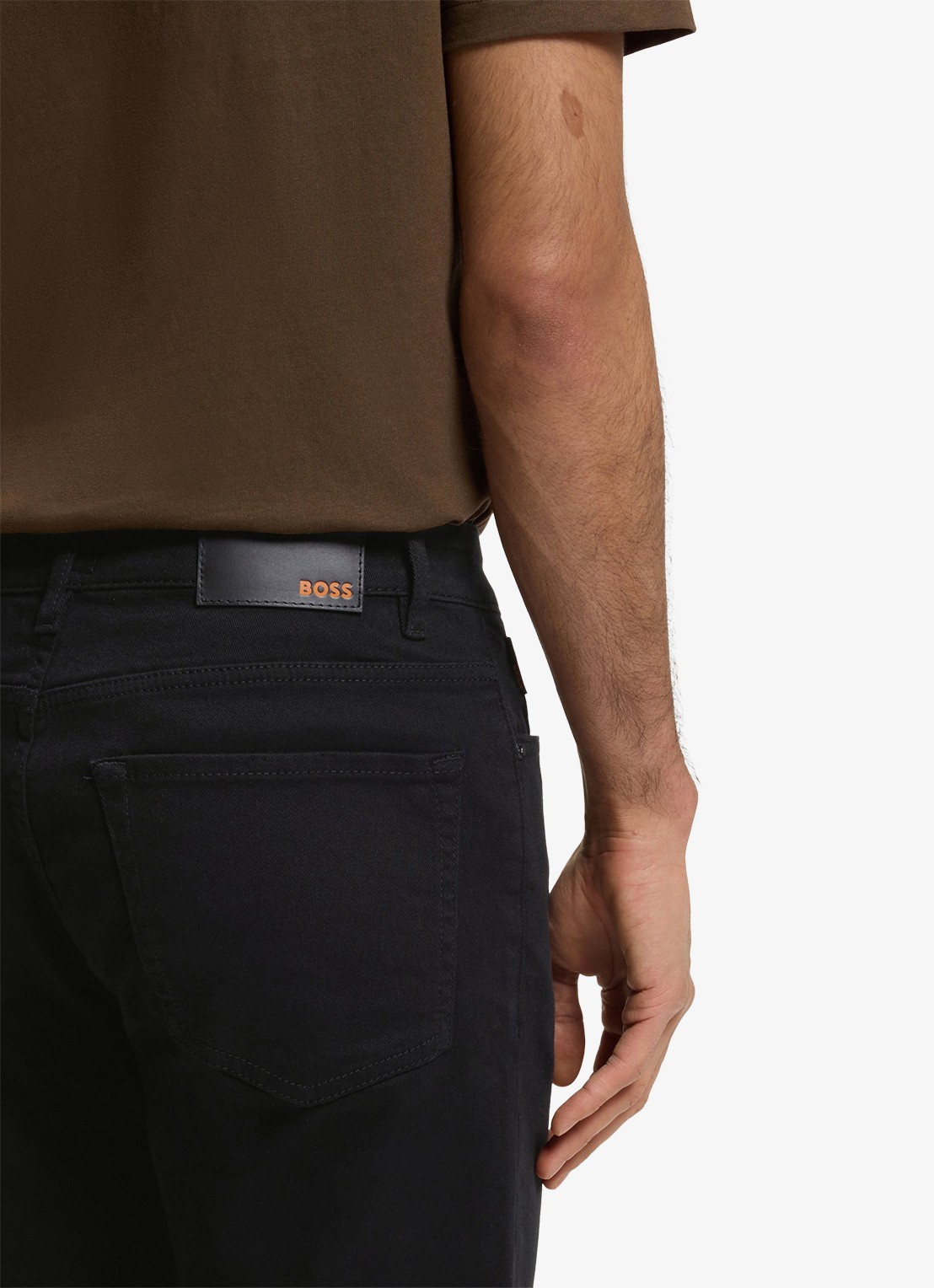 BOSS Maine straight fit jeans met gekleurde wassing  - detail 4 zwart