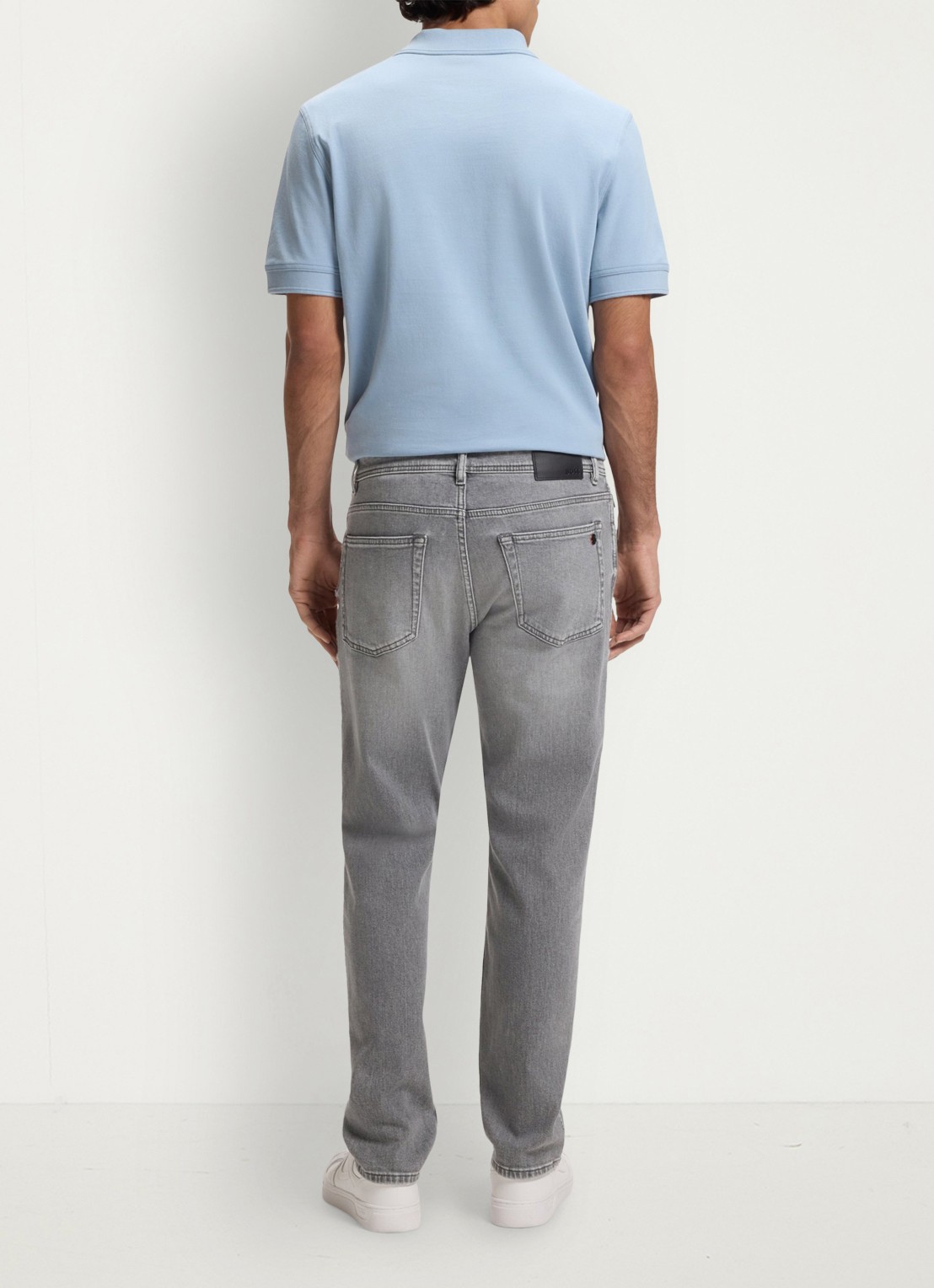 BOSS Maine straight fit jeans met gekleurde wassing - achterkant 6 grijs