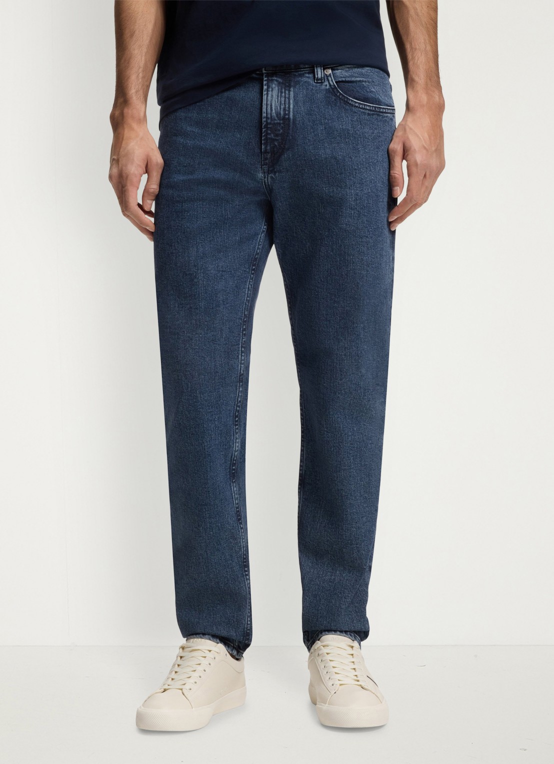 BOSS Maine straight fit jeans met medium wassing - detail 3 indigo