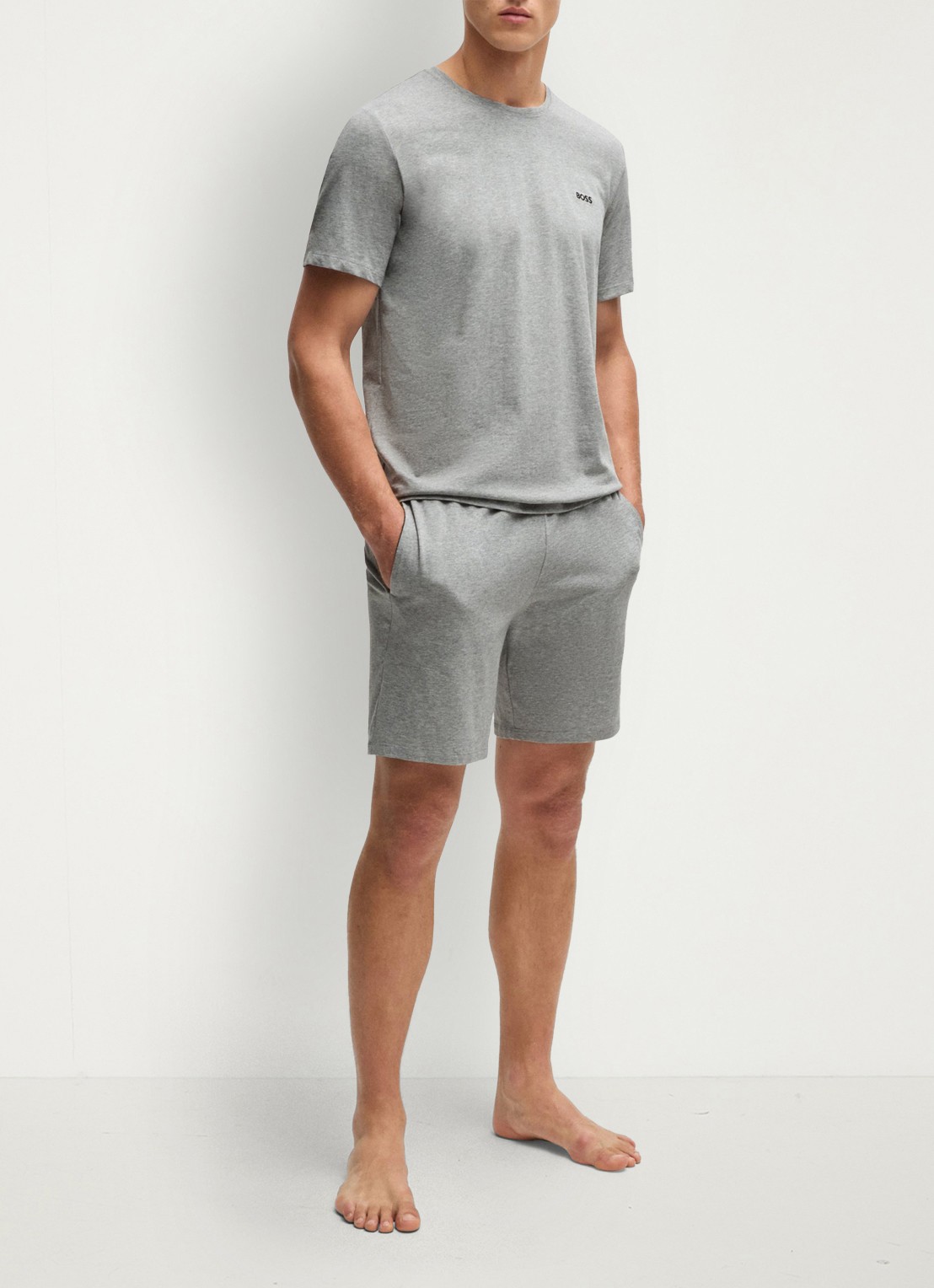 BOSS Mix&Match straight fit korte loungebroek met logo - voorkant 3 grijsmele