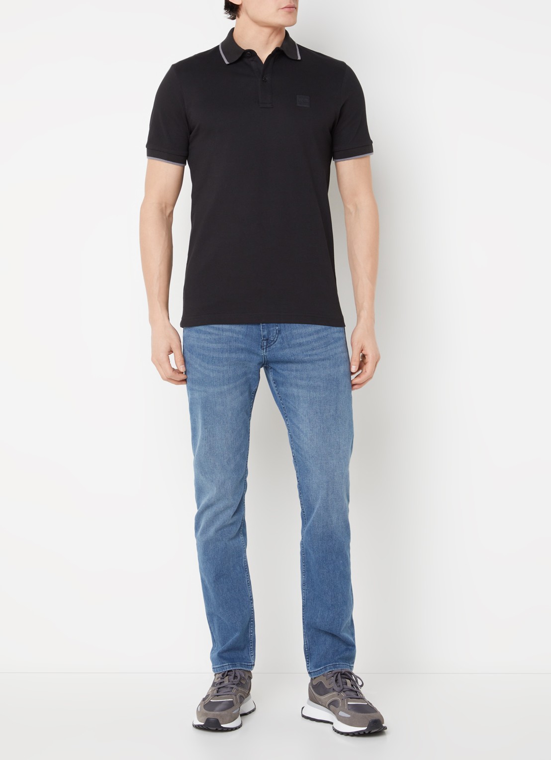 BOSS Passertip slim fit polo van piqué katoen met logo - voorkant 4 zwart