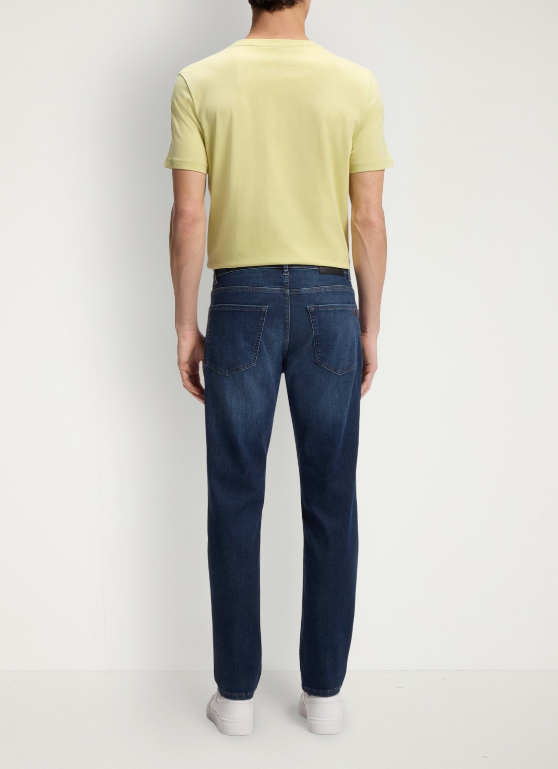 BOSS Re.Maine Bo regular fit jeans met medium wassing - achterkant 6 medium blue-420 / blauw