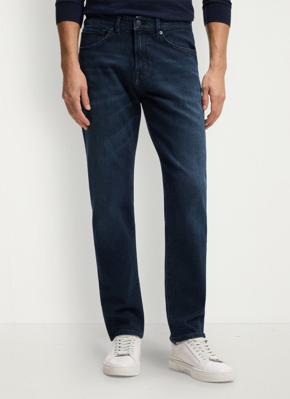 BOSS Re.Maine regular fit jeans met donkere wassing - detail donkerblauw
