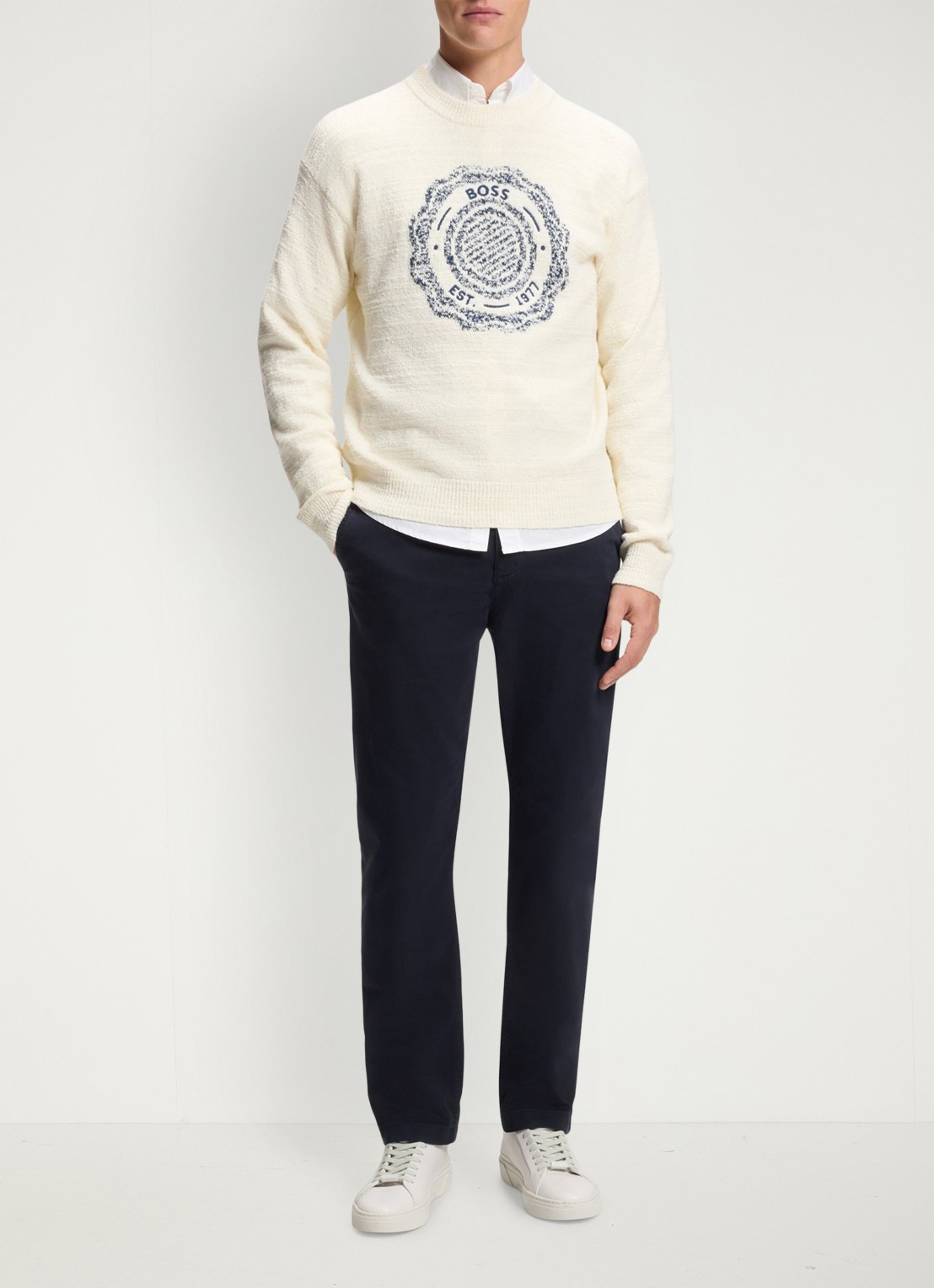 BOSS Regular-fit broek van elastisch katoenen satijn - voorkant 7 donkerblauw