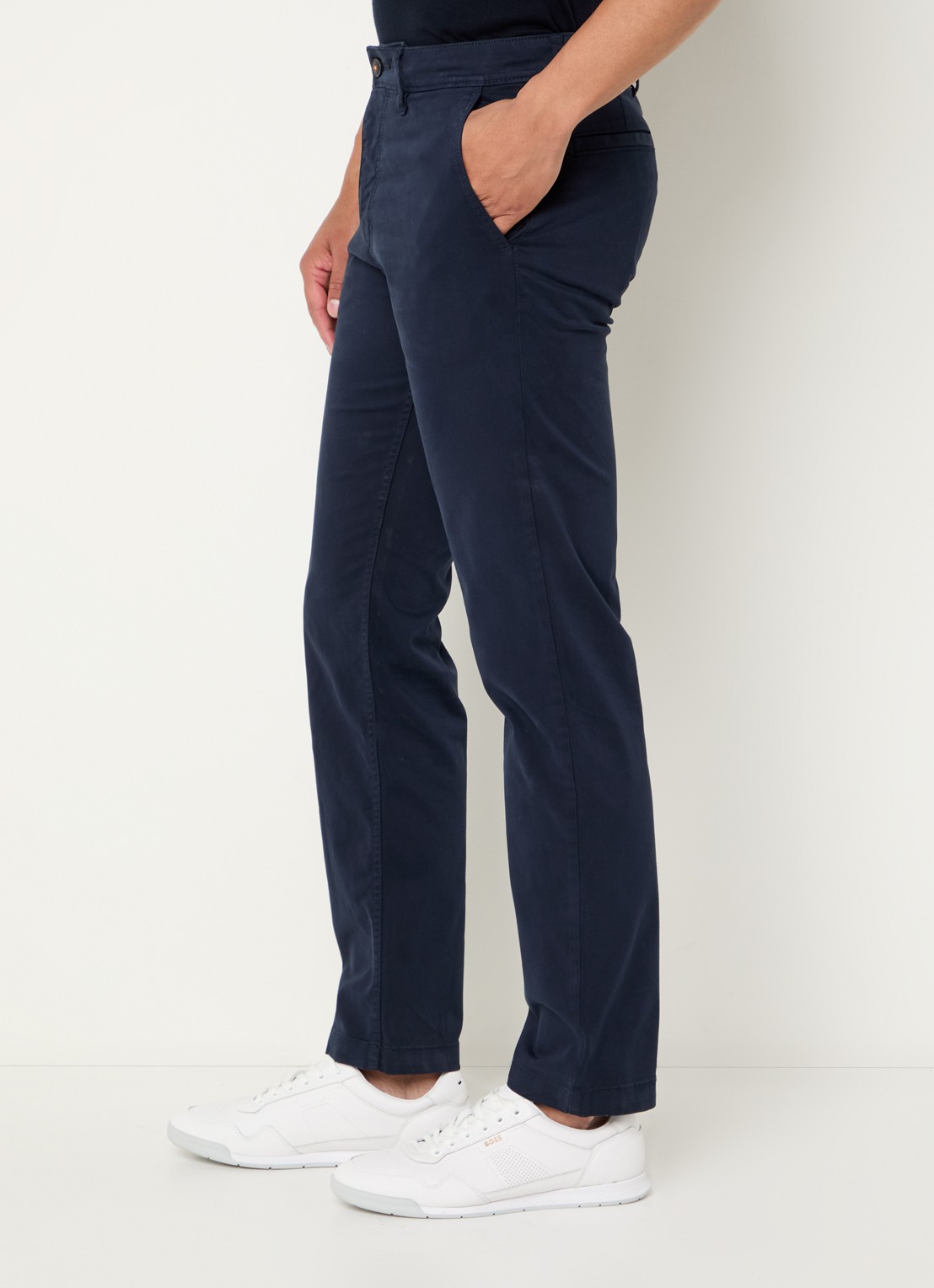 BOSS Regular-fit broek van elastisch katoenen satijn - detail 4 middenblauw