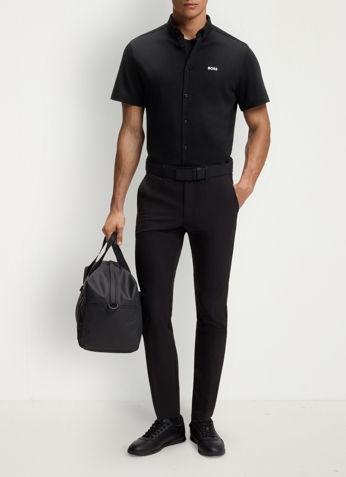 BOSS Regular-fit overhemd van kreukbestendige katoenen jersey - voorkant 6 black-002 / zwart