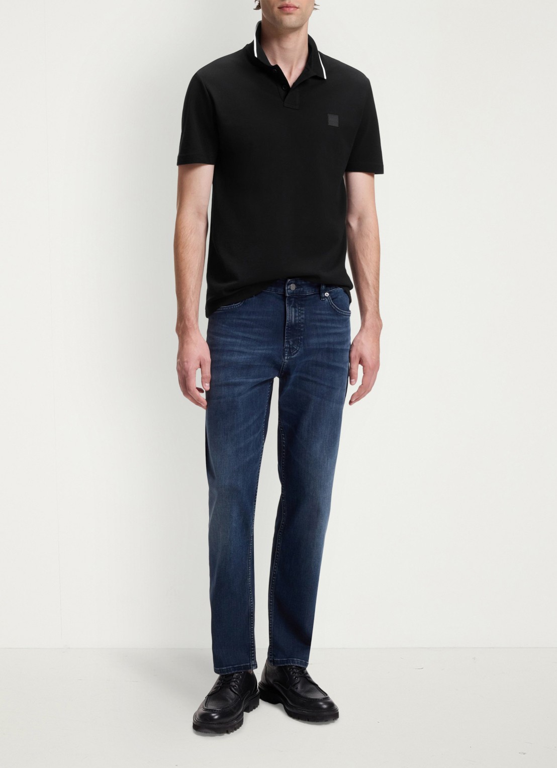 BOSS Regular fit polo met getipte boorden - voorkant 2 zwart
