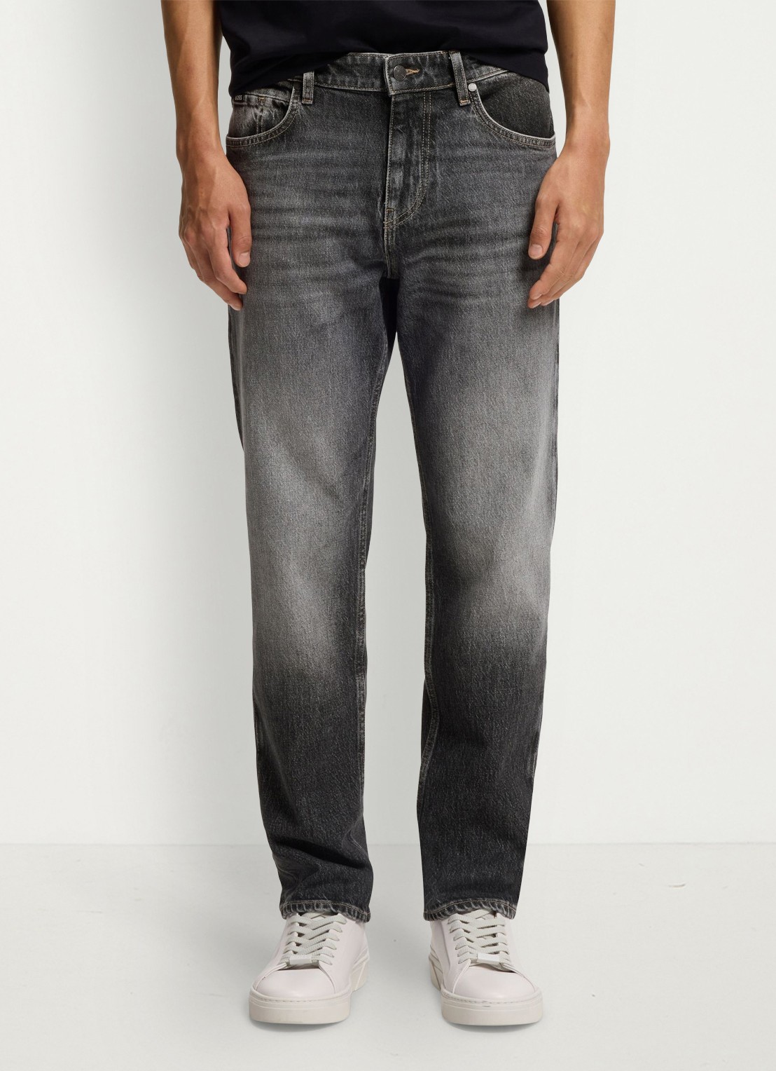 BOSS Relaxed fit jeans met steekzakken - detail 3 donkergrijs
