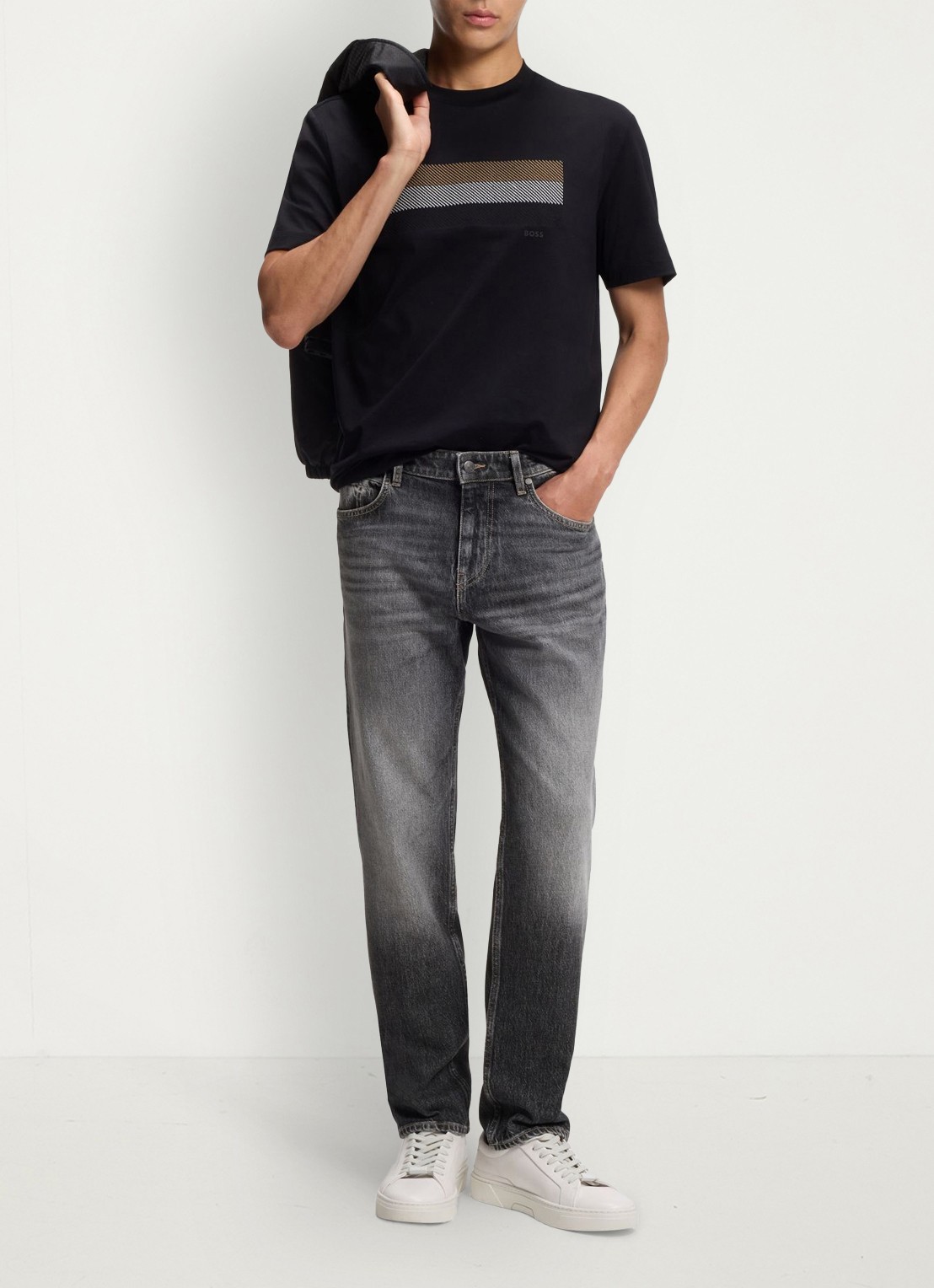 BOSS Relaxed fit jeans met steekzakken - voorkant 2 donkergrijs