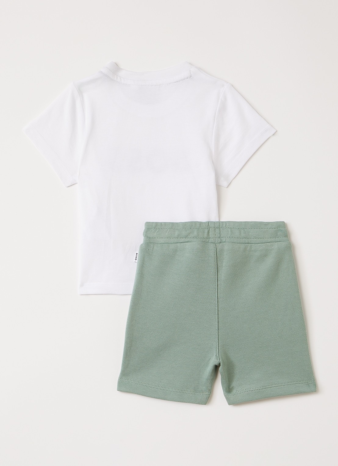 BOSS Set van T-shirt en korte broek - voorkant 2 olijfgroen