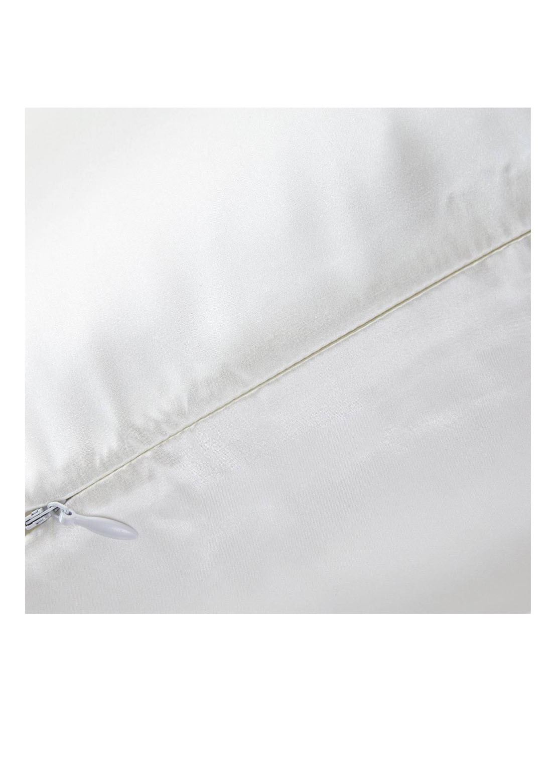 BOSS Silkham kussensloop van zijde - detail 7 wit