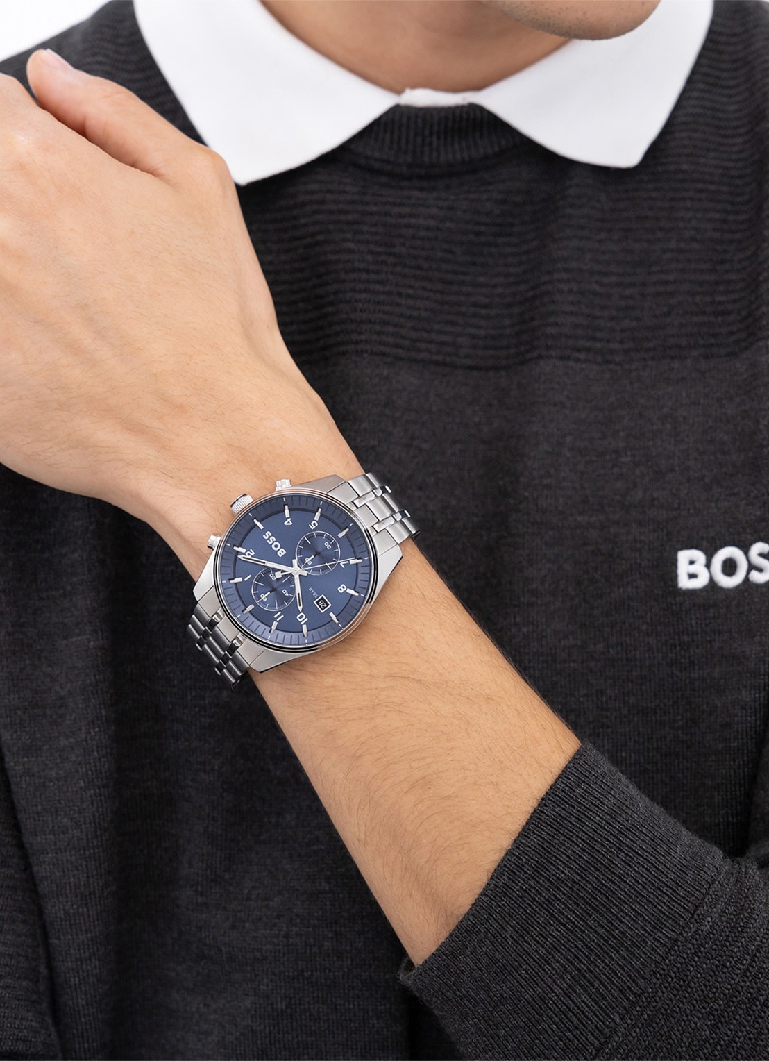 BOSS Skytraveller horloge HB1514216  - voorkant 2 zilver