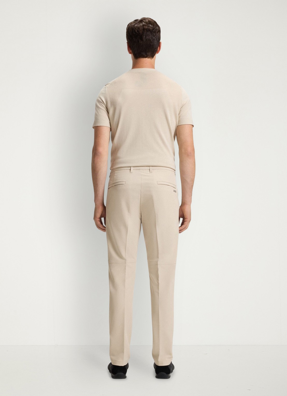 BOSS Slim-fit broek van waterafstotend stretchmateriaal - achterkant beige