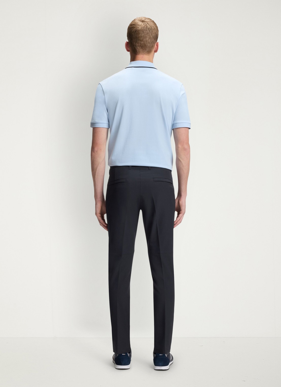 BOSS Slim-fit broek van waterafstotend stretchmateriaal - achterkant 4 dark blue-402 / blauw