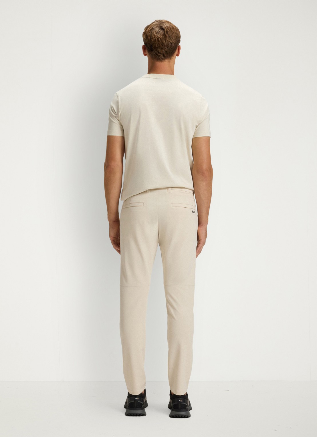 BOSS Slim-fit broek van waterafstotend stretchmateriaal - achterkant 10 open white-131 / wit
