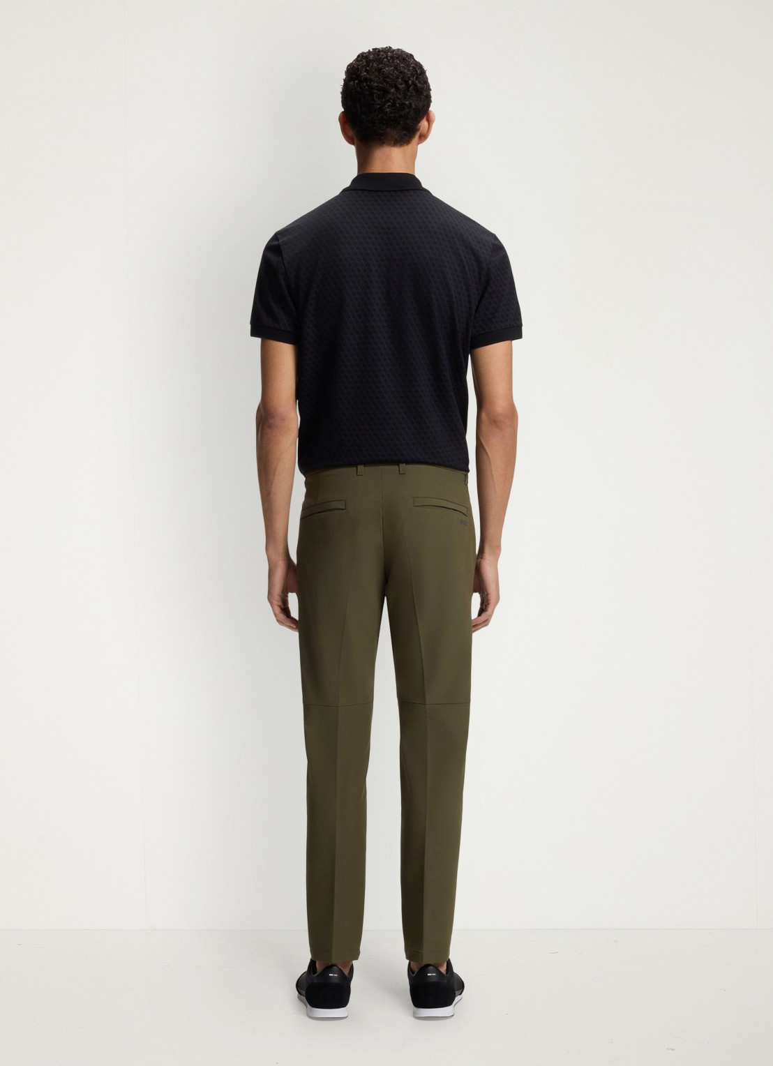 BOSS Slim-fit broek van waterafstotend stretchmateriaal - achterkant 3 open green-347 / groen