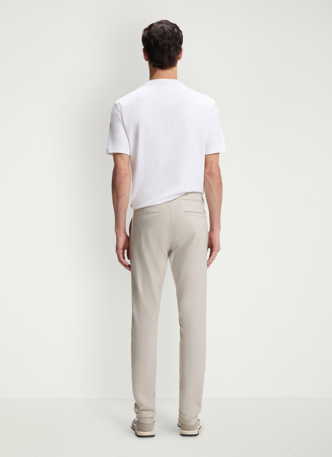 BOSS Slim fit chino met steekzakken - achterkant 6 beige