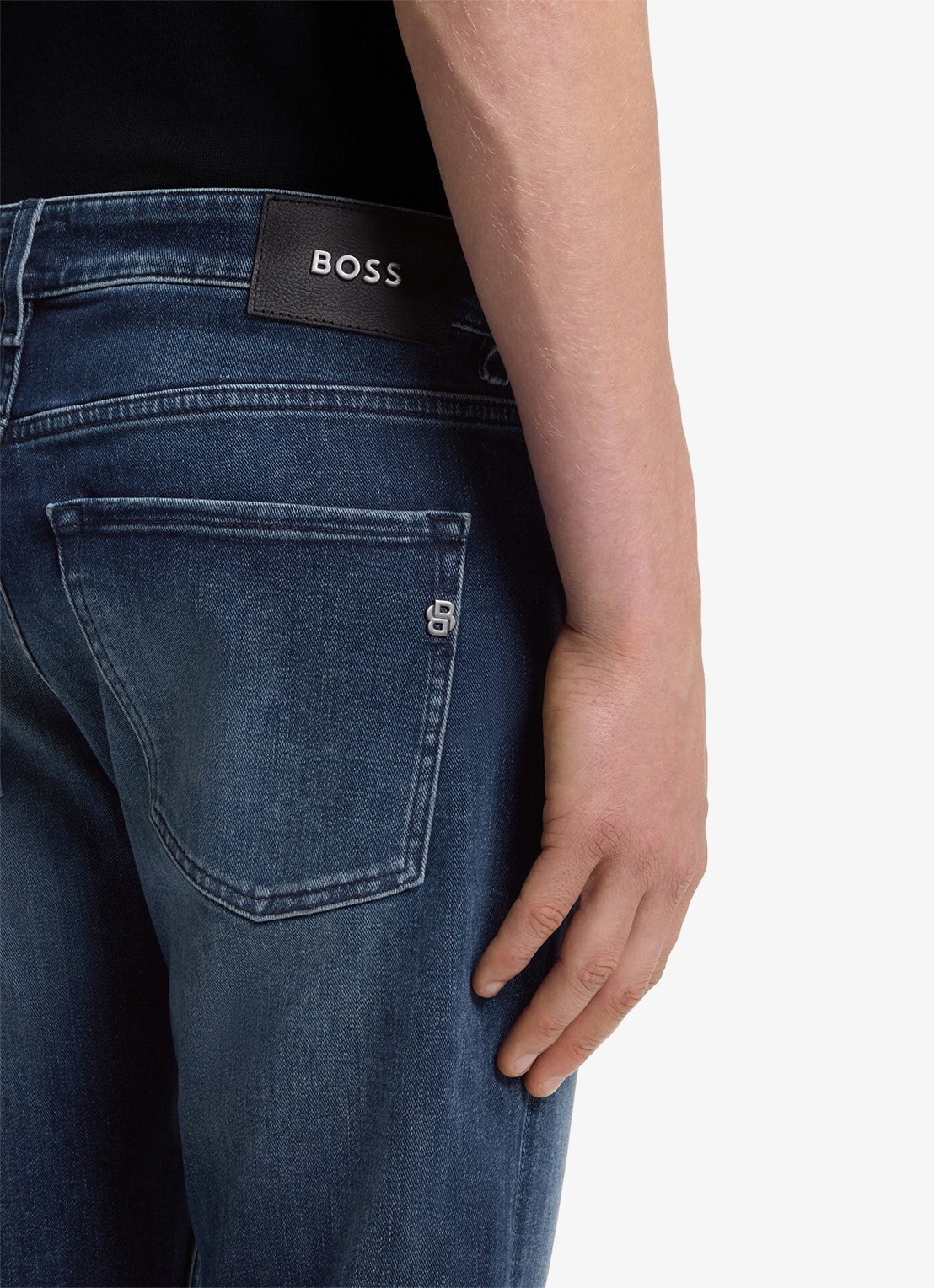 BOSS Slim fit jeans met steekzakken - detail 3 bright blue-435 / blauw