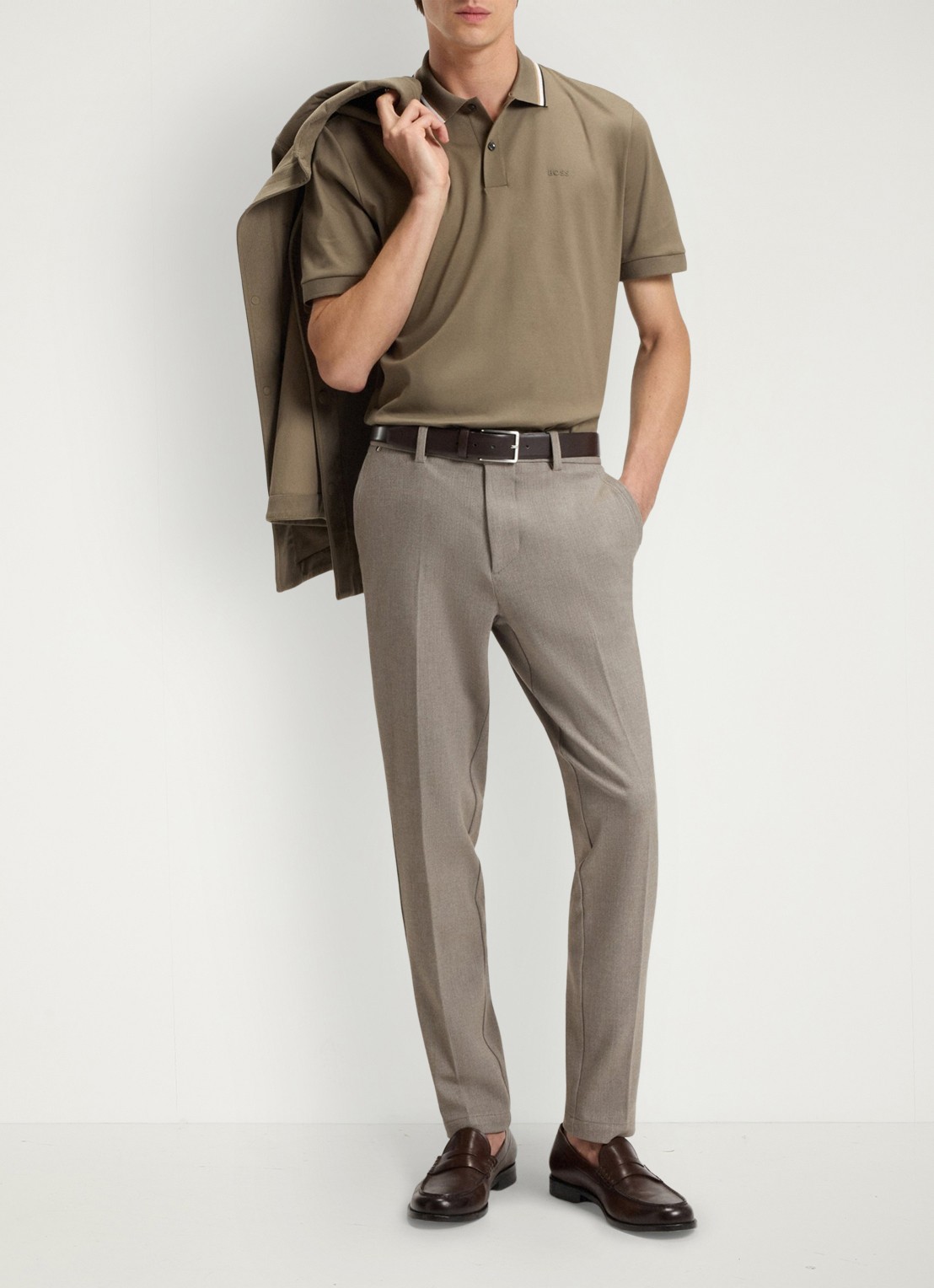 BOSS Slim fit pantalon met visgraatdessin - voorkant 2 lichtbruin