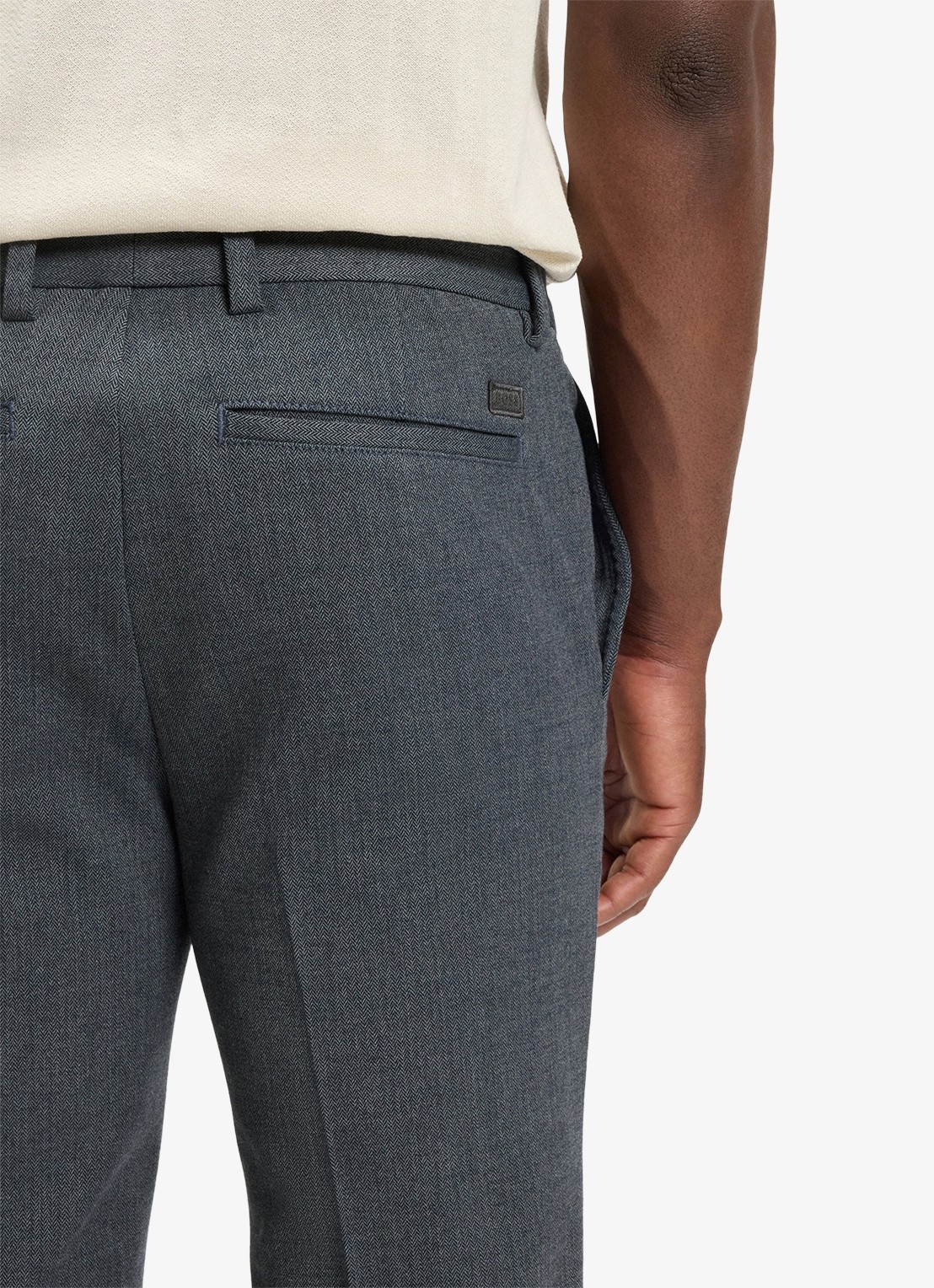 BOSS Slim fit pantalon met visgraatdessin - detail 2 antraciet