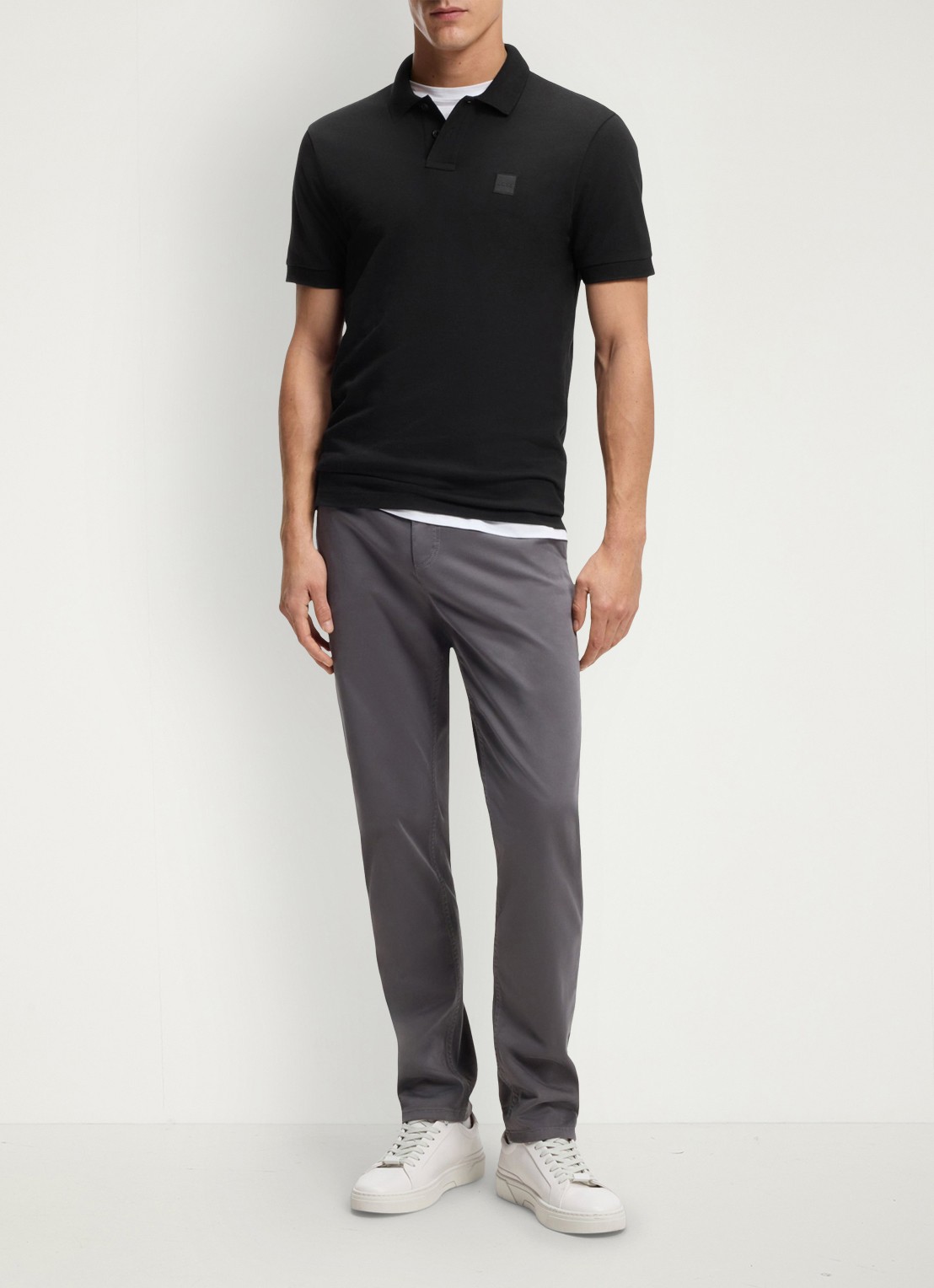 BOSS Slim-fit polo van stretchkatoen met logopatch - voorkant 2 zwart