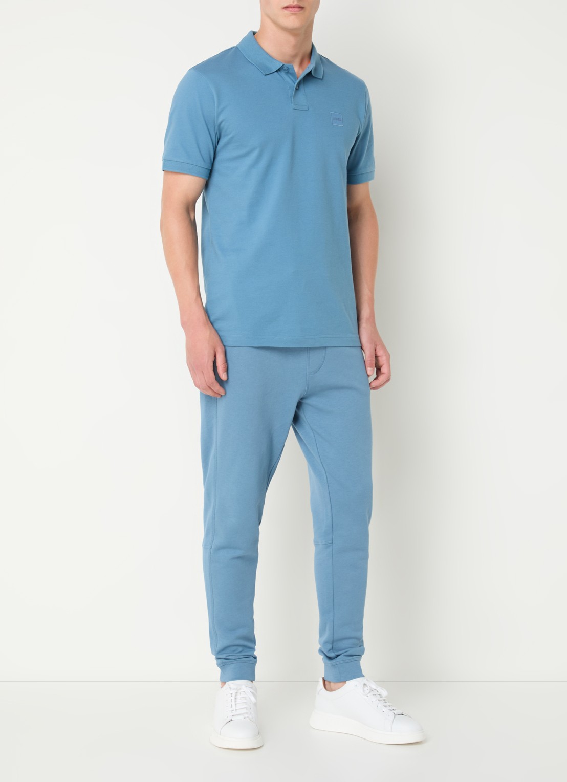 BOSS Slim-fit polo van stretchkatoen met logopatch - voorkant 2 blauwgrijs