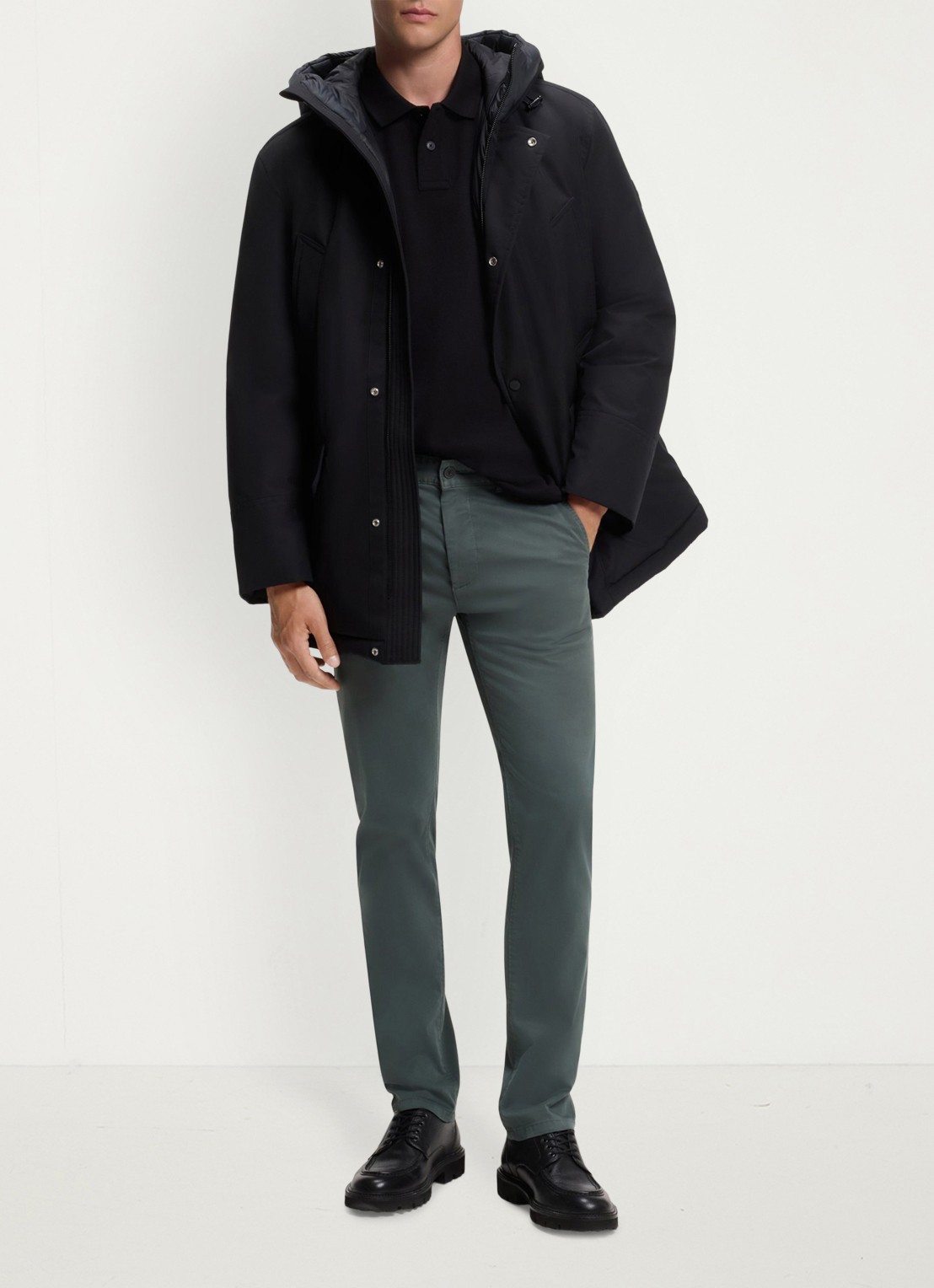 BOSS Slim-fit satijnen chino van stretchkatoen - voorkant 6 open green-377 / groen