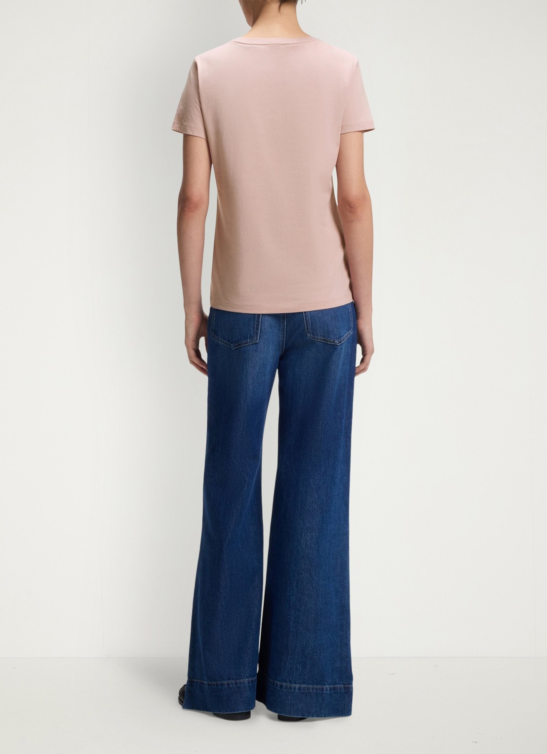 BOSS Slim-fit T-shirt van katoen met logostiksel - achterkant roze