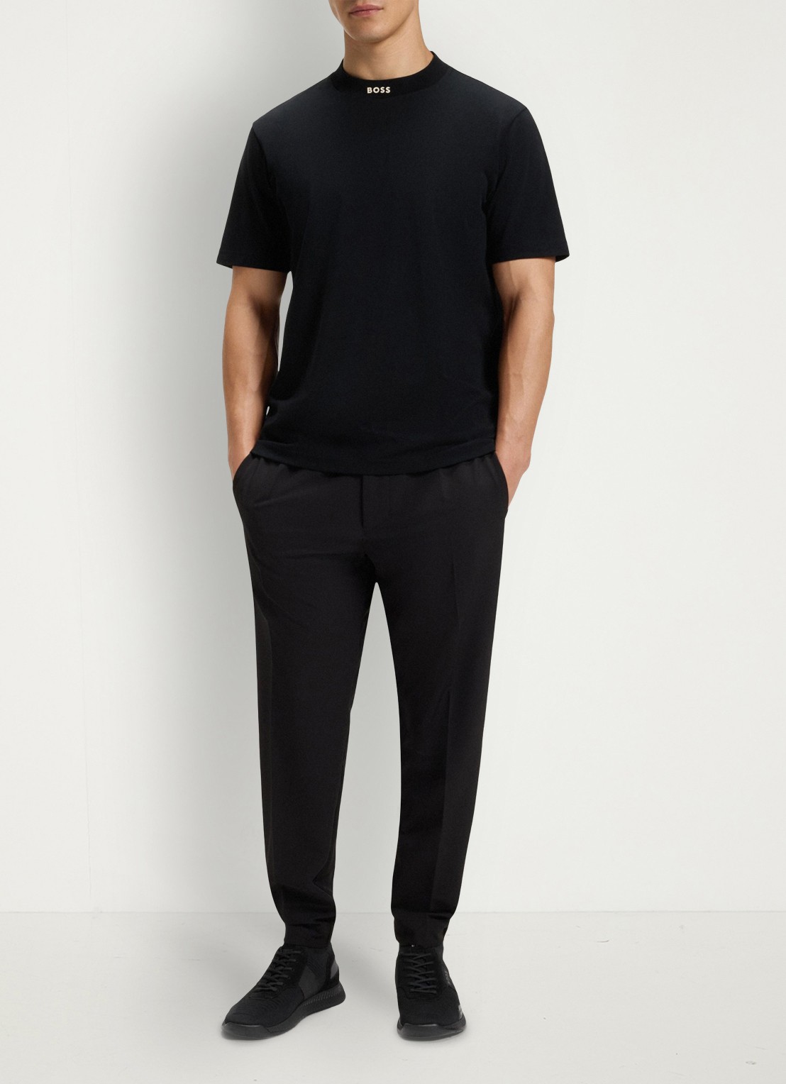 BOSS Sneakers van verschillende materialen met gebreide bovenzijde en suède details - voorkant 3 black-001 / zwart