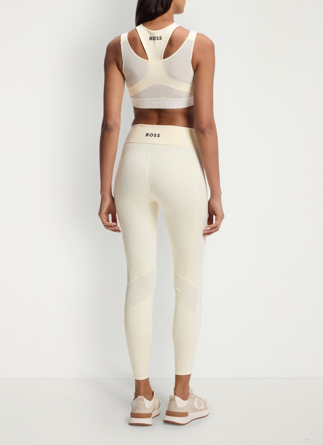 BOSS Sport bh met mesh - achterkant creme