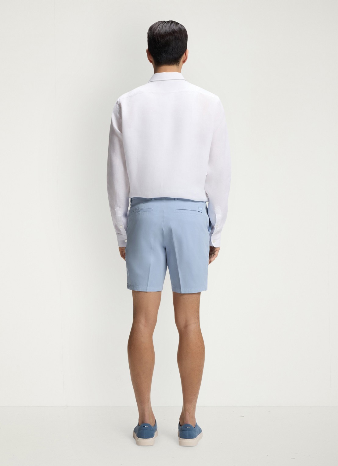 BOSS Straight fit korte broek met steekzakken - achterkant 4 lichtblauw