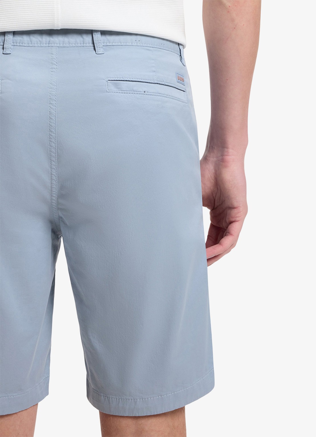 BOSS Straight fit korte chino met steekzakken - achterkant 6 light/pastel blue-458 / blauw