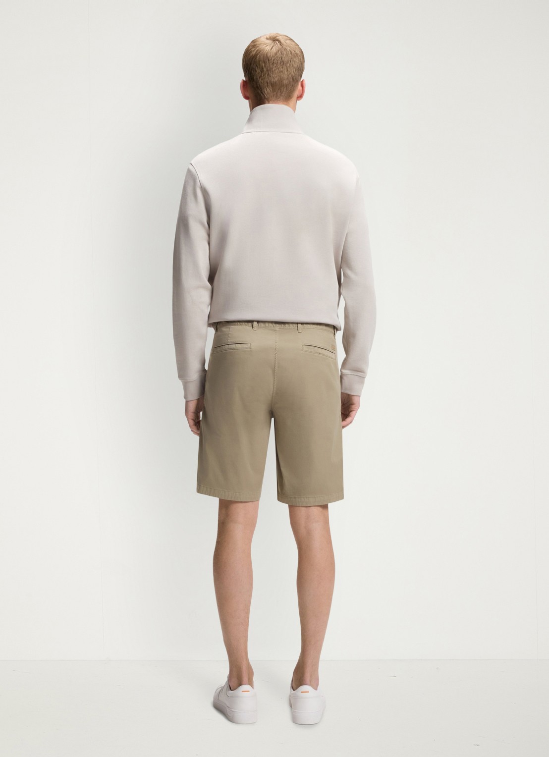 BOSS Straight fit korte chino met steekzakken - achterkant 4 light/pastel brown-239 / bruin
