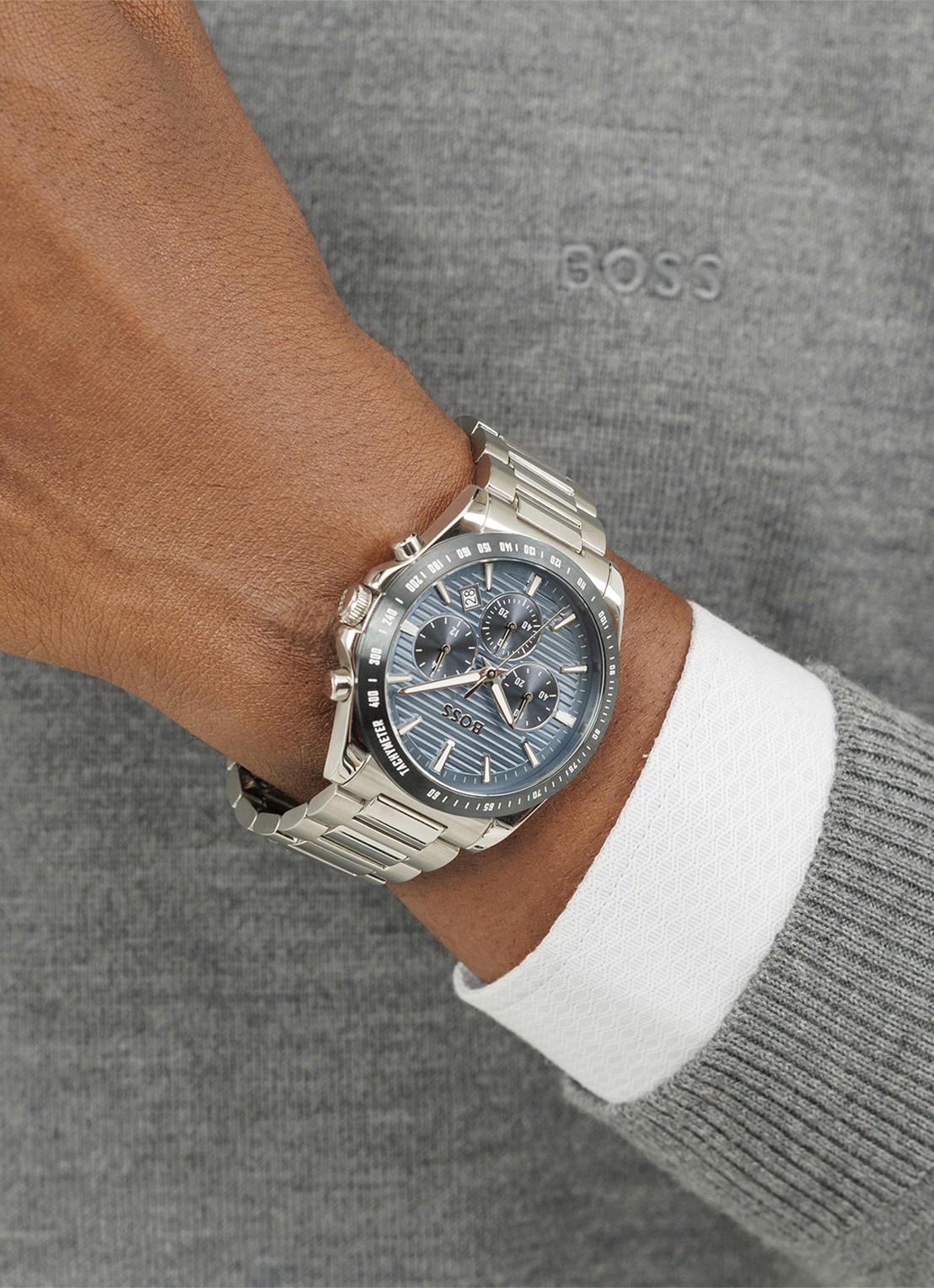 BOSS Strike Chrono horloge HB1514240  - voorkant 4 zilver