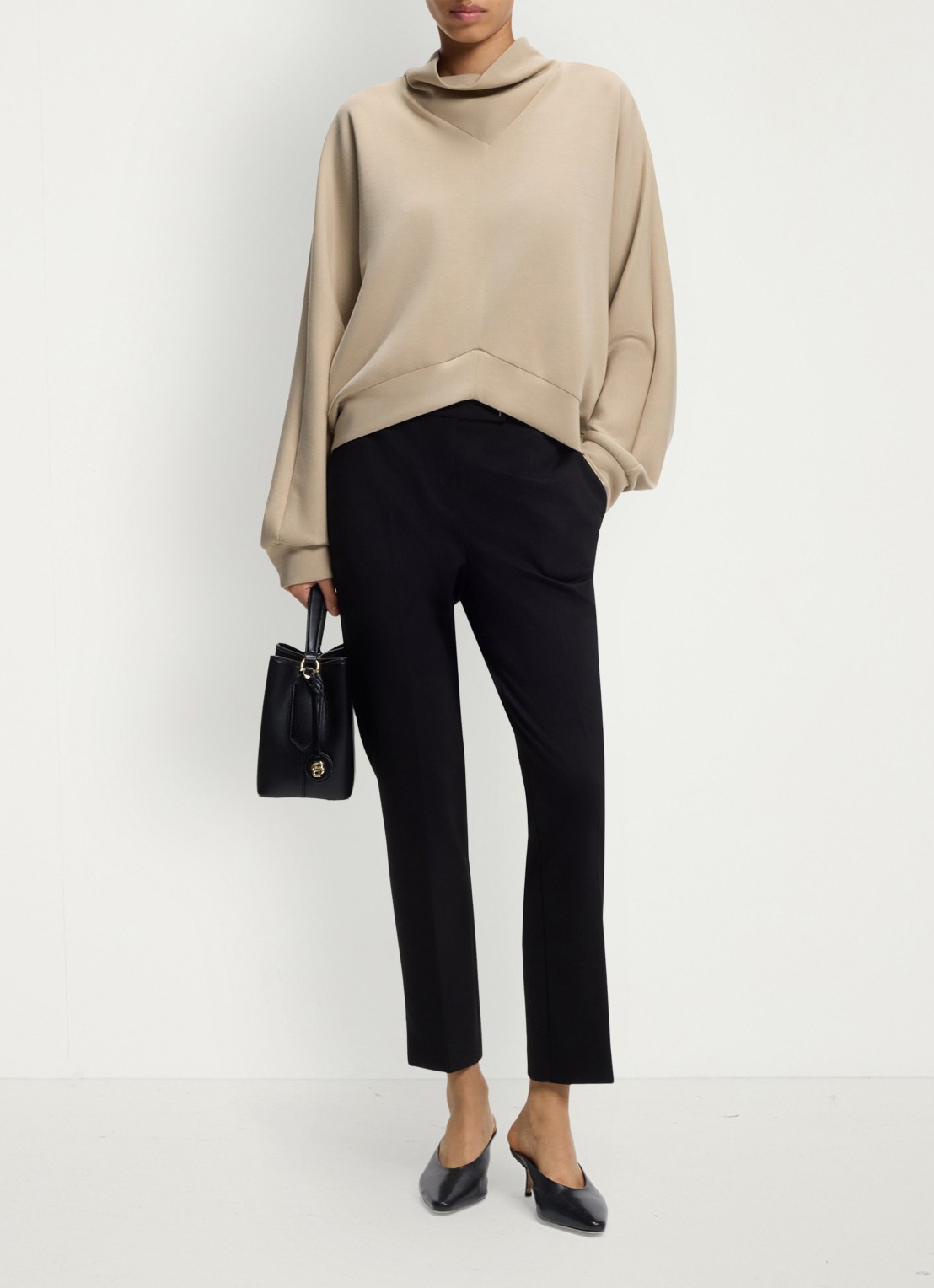 BOSS Sweater met opstaande kraag - voorkant 2 beige