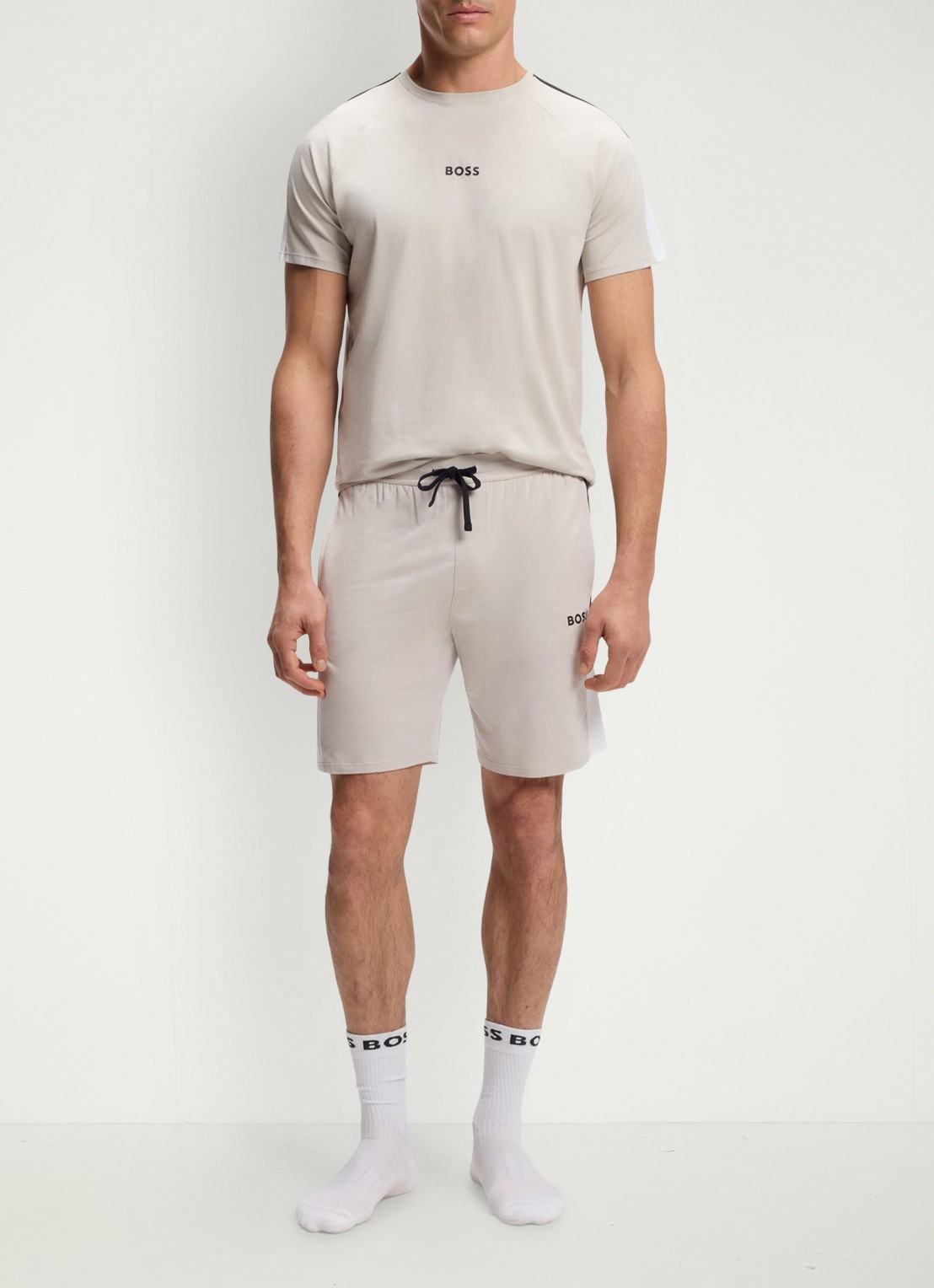 BOSS T-shirt met logo - voorkant 2 beige