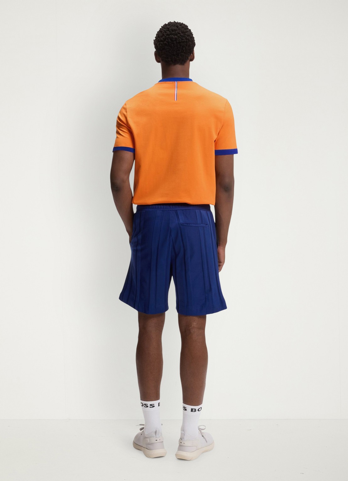 BOSS T-shirt met logo - achterkant 5 bright orange-821 / oranje