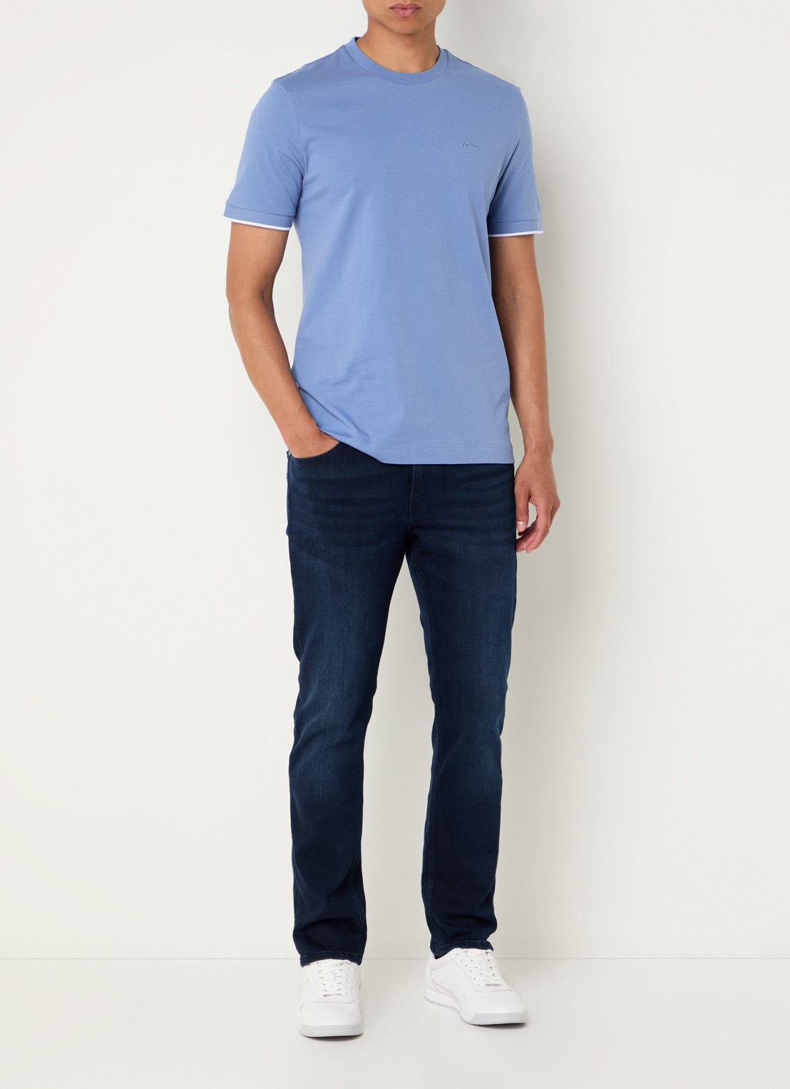 BOSS T-shirt met logoborduring - voorkant 4 light/pastel blue-459 / blauw