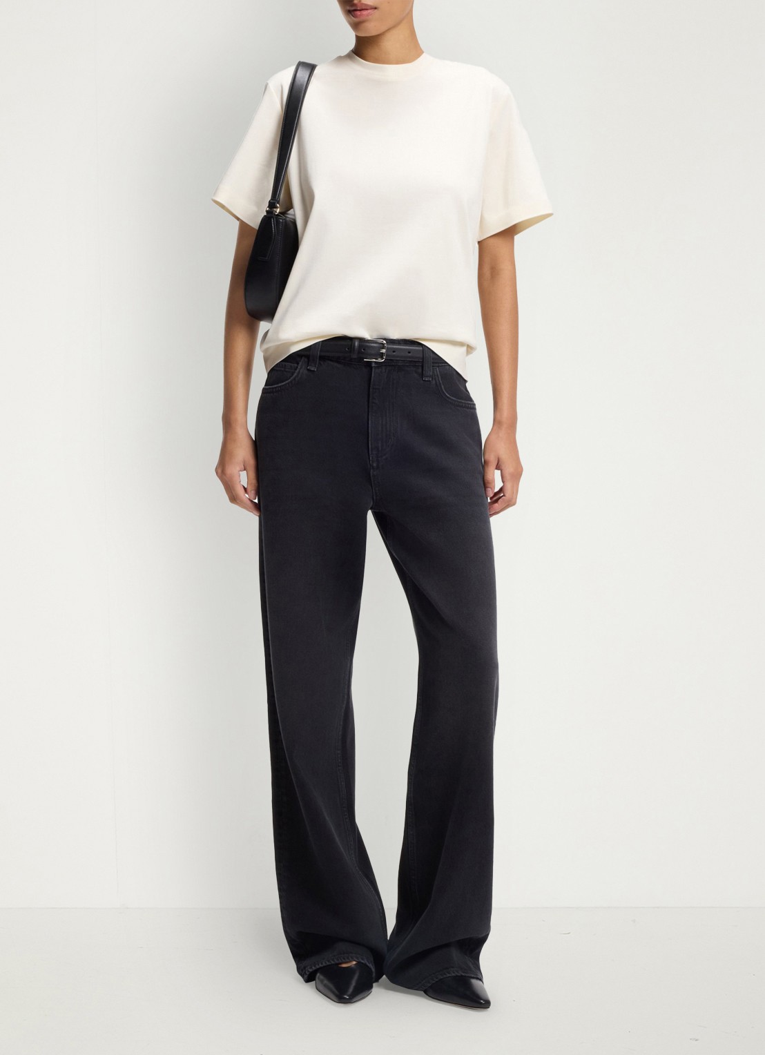 BOSS T-shirt met ronde hals - voorkant 3 creme